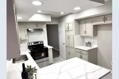 11010 Sageburrow Drive, Houston, TX 77089 - Photo 9