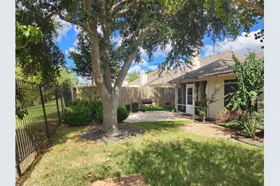 7703 Omaha Drive, Baytown, TX 77521 - Photo 17