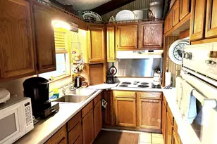 719 Hickory Hill Dr, Burkeville, TX 75932 - Photo 9
