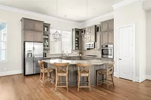 8668 Emnora Ln, Houston, TX 77080 - Photo 17