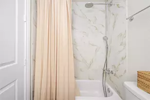 8668 Emnora Ln, Houston, TX 77080 - Photo 11