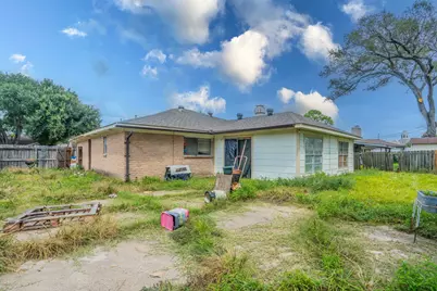 11919 Barrett Brae Drive, Houston, TX 77072 - Photo 23