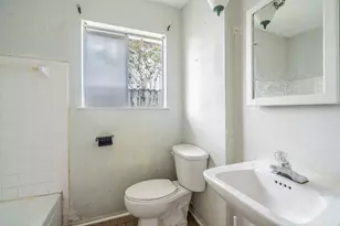 11919 Barrett Brae Dr, Houston, TX 77072 - Photo 21
