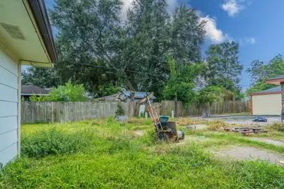 11919 Barrett Brae Drive, Houston, TX 77072 - Photo 25