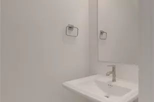 2027 Longmire Villas Ct, Conroe, TX 77304 - Photo 17