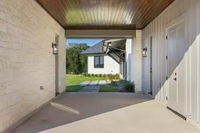 4961 Hartfield Road, Round Top, TX 78954 - Photo 17