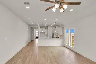 1638 Lorenzo Ln, Magnolia, TX 77354 - Photo 5