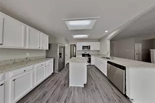 20311 Longspring Dr, Katy, TX 77450 - Photo 5