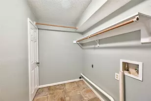 15823 Stagecoach Rd, Stagecoach, TX 77355 - Photo 11