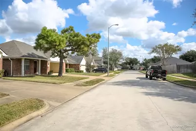 13122 Eldridge Chase Court, Houston, TX 77041 - Photo 17