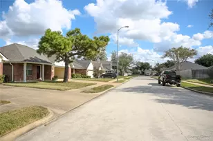 13122 Eldridge Chase Ct, Houston, TX 77041 - Photo 17