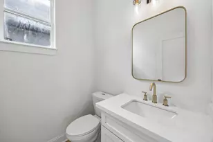 2614 Noble St, Houston, TX 77026 - Photo 15