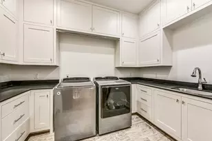 2205 Goldsmith St, Houston, TX 77030 - Photo 35