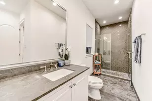 2205 Goldsmith St, Houston, TX 77030 - Photo 21