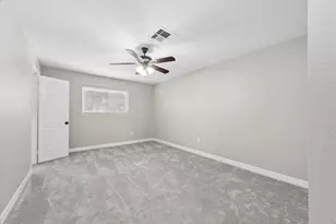 1403 Festival Dr, Houston, TX 77062 - Photo 23