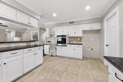 1403 Festival Drive, Houston, TX 77062 - Photo 15