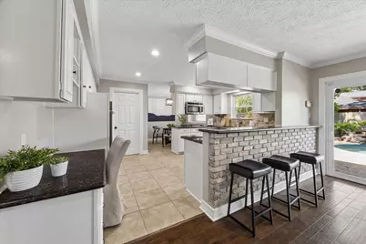 1403 Festival Drive, Houston, TX 77062 - Photo 11