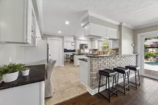 1403 Festival Dr, Houston, TX 77062 - Photo 11