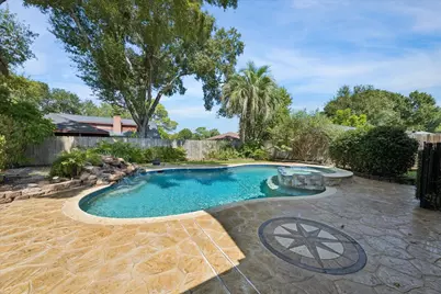 1403 Festival Drive, Houston, TX 77062 - Photo 31