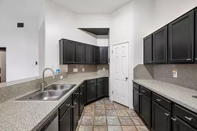 314 Bay Spring Drive, League City, TX 77573 - Photo 7