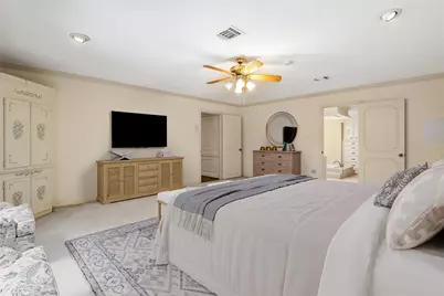15211 Rainhollow Drive, Houston, TX 77070 - Photo 17