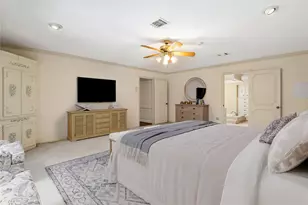 15211 Rainhollow Dr, Houston, TX 77070 - Photo 17