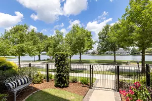 254 Breezy Way, The Woodlands, TX 77380 - Photo 5