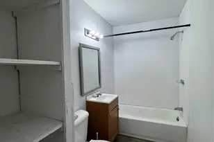 1314 Ella St, El Campo, TX 77437 - Photo 9