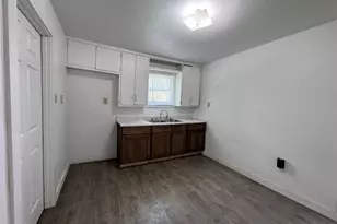 1314 Ella St, El Campo, TX 77437 - Photo 11