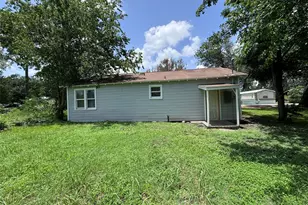 1314 Ella St, El Campo, TX 77437 - Photo 5