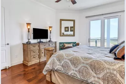 7 Little Torch, Hitchcock, TX 77563 - Photo 13