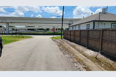 2910 Jewel Street, Houston, TX 77026 - Photo 9