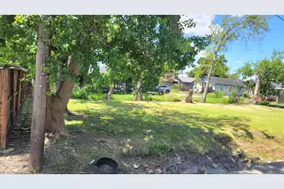 2910 Jewel Street, Houston, TX 77026 - Photo 11