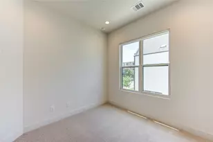 2418 Gray St, Houston, TX 77003 - Photo 19
