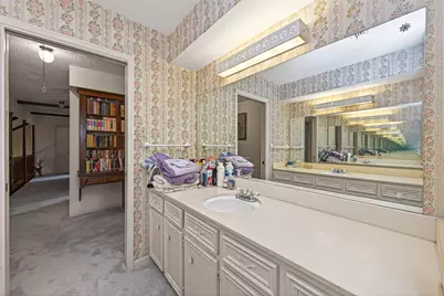 5918 Lodge Creek Drive, Houston, TX 77066 - Photo 37