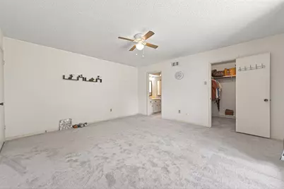 5918 Lodge Creek Drive, Houston, TX 77066 - Photo 29