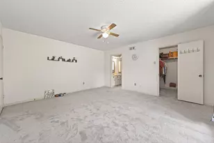 5918 Lodge Creek Dr, Houston, TX 77066 - Photo 29