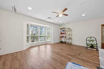 5918 Lodge Creek Drive, Houston, TX 77066 - Photo 7