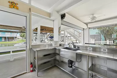 16635 Jamaica Cove Road, Jamaica Beach, TX 77554 - Photo 29