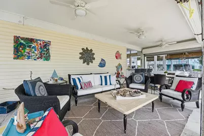 16635 Jamaica Cove Road, Jamaica Beach, TX 77554 - Photo 3
