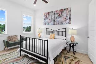 821 821 N Loop Center S, Houston, TX 77022 - Photo 15