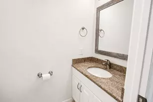 1806 Rockwall Ct, Sugar Land, TX 77479 - Photo 15