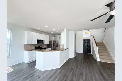 1806 Rockwall Court, Sugar Land, TX 77479 - Photo 11