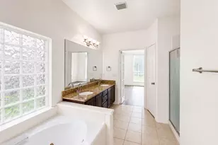 1806 Rockwall Ct, Sugar Land, TX 77479 - Photo 19