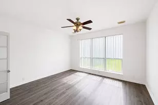 1806 Rockwall Ct, Sugar Land, TX 77479 - Photo 17