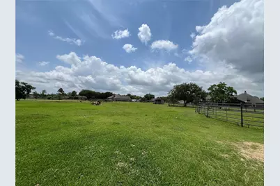 21219 Horse Shoe Drive, Manvel, TX 77578 - Photo 27