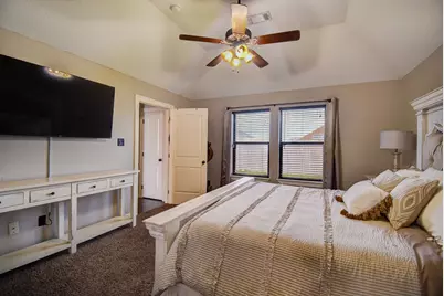 111 Goldfinch Court, Richwood, TX 77566 - Photo 13