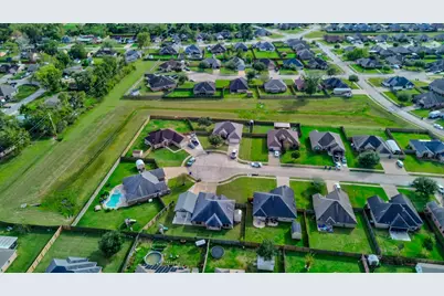 111 Goldfinch Court, Richwood, TX 77566 - Photo 35