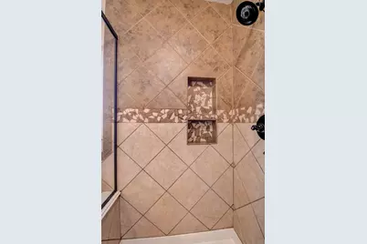 111 Goldfinch Court, Richwood, TX 77566 - Photo 17