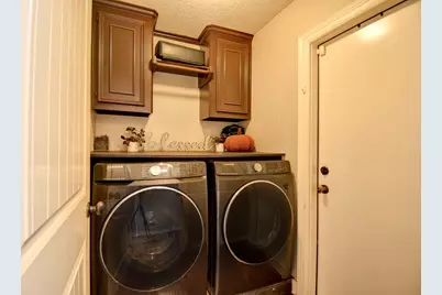 111 Goldfinch Court, Richwood, TX 77566 - Photo 27